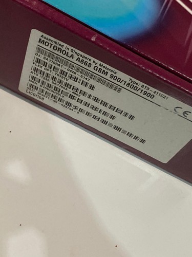 Brand new Boxed Motorola A668 Unlocked Mobile phone flip 12 months Warranty - 第 2/7 張圖片