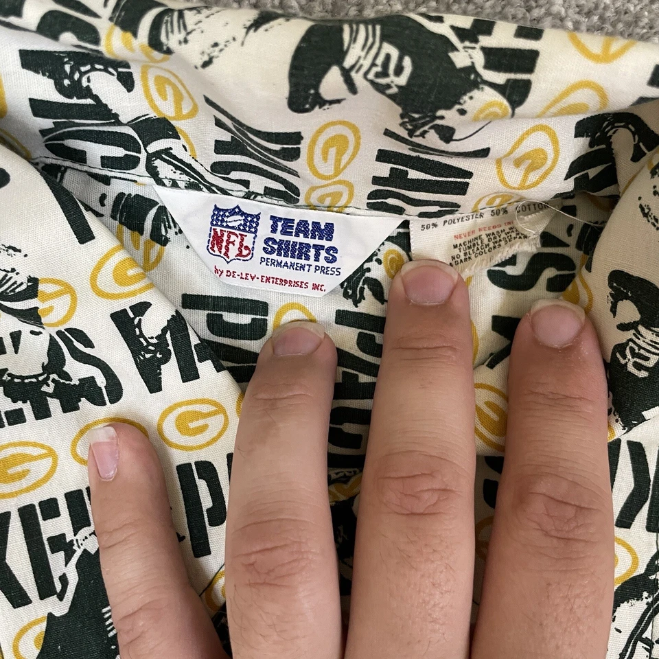 Camiseta del equipo de la NFL Green Bay Packers años 70 prensa permanente abotonada vintage años 70 AOP Foto 3 de 4
