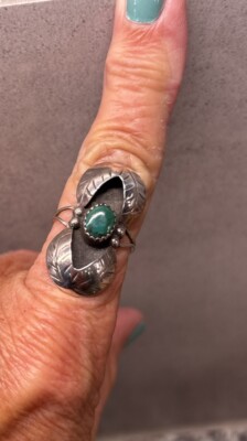Early Fred Harvey Era Shadow Box Design Green Turquoise Ring, Sz 7.25 Sterling