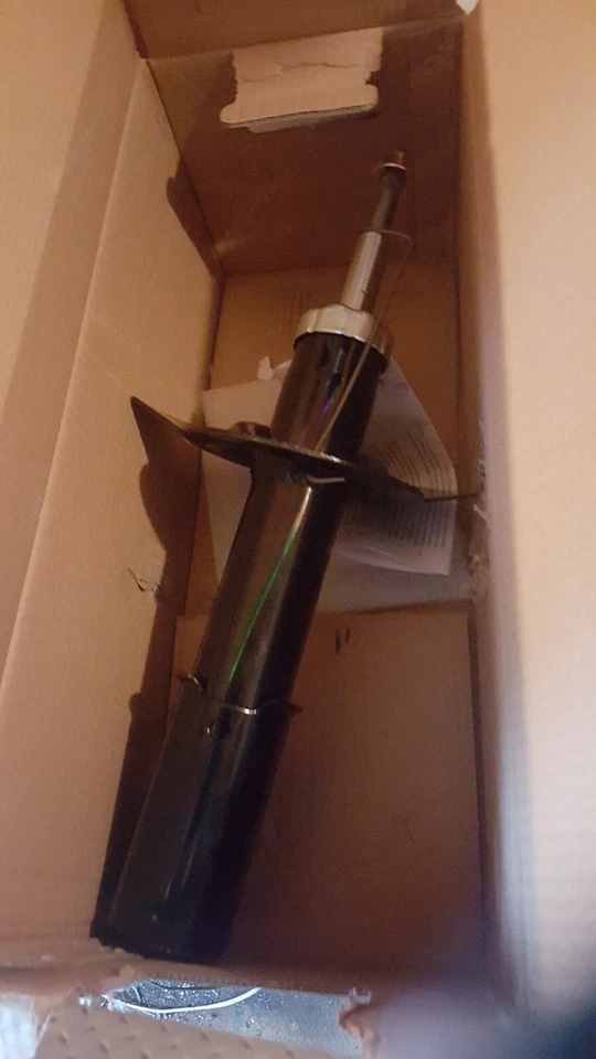 Amortiguador de puntal izquierdo o derecho para Chevy, Buick, Oldsmobile tracción delantera Foto 2 de 3