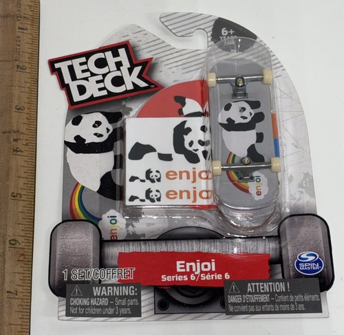 Tech Deck ENJOI Panda with Rainbow Rare Fingerboard Series 6 Spin Master New - Picture 3 of 3