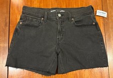 NWT Old Navy Boyfriend Mid-Rise Shorts Size 4 Raw Hem Light Wash Black