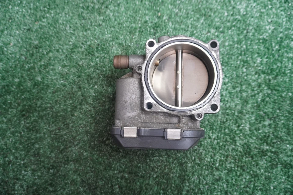 BMW 535i 2011 2012 2013 motor 3L carrocería del acelerador OEM A2C53356724 Foto 2 de 4