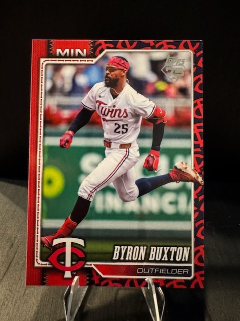 2026 Topps Series 1 Byron Buxton Team Color Border Variation #255