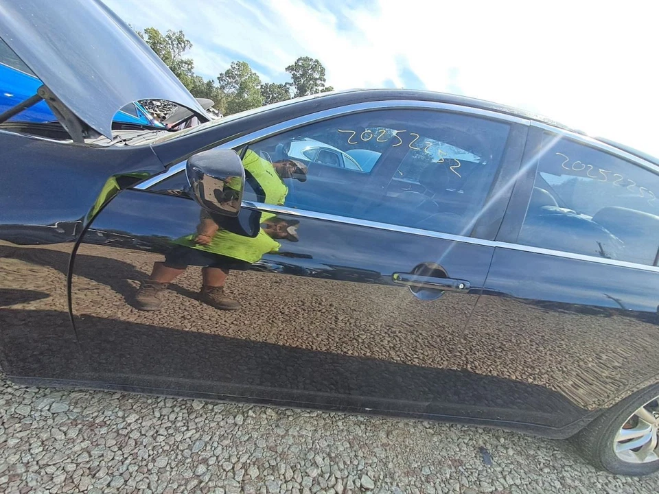 (LOCAL PICKUP ONLY) Driver Left Front Door 4 Door Sedan Fits 09-13 INFINITI G37 Foto 2 de 4