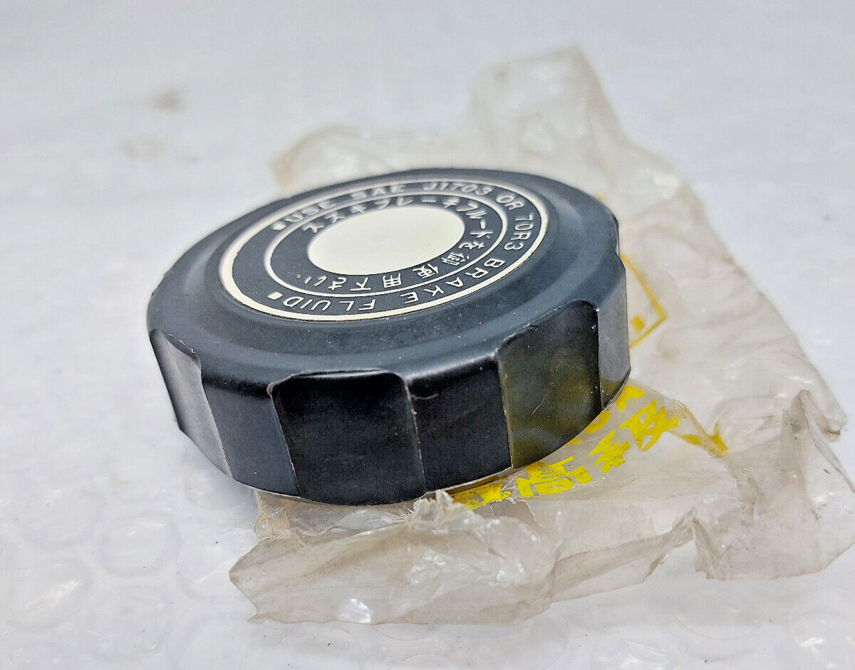 Suzuki GT250 GT380 GT500 GT550 GT750 Master Cylinder Reservoir Cap NOS