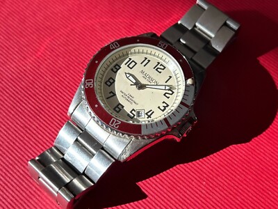 Madison New York 3 bar Automatic Water Resistant