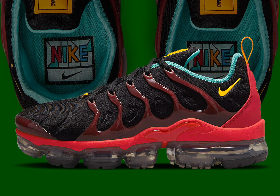 Nike Air Vapormax Plus с витражным стеклом Черный, красный, синий DX1795-001 sz 9.5 Мужские