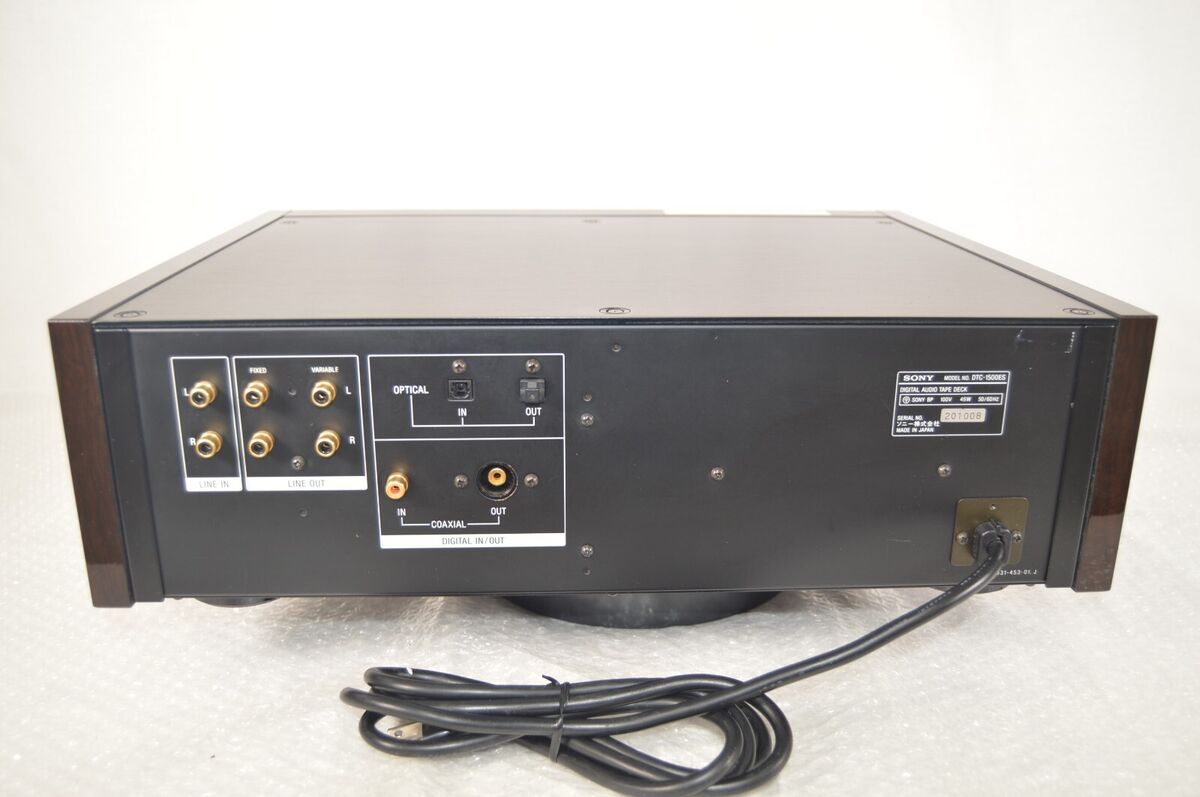 SONY DTC-1500ES DAT Digital Audio Tape Deck Recorder Tested SONY DTC-1500ES DAT Digital Audio Tape Deck Recorder Tested