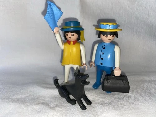 Playmobil Couple Vintage Dog Bag House City