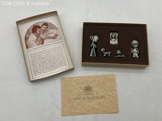 Precious Moments Enesco Pewter Nativity Set Come Let Us Adore Him 5 Piece Boxed