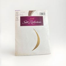 Vintage 1998 HANES Silk Reflections Silky Sheer 716 Little Color Panty Hose CD