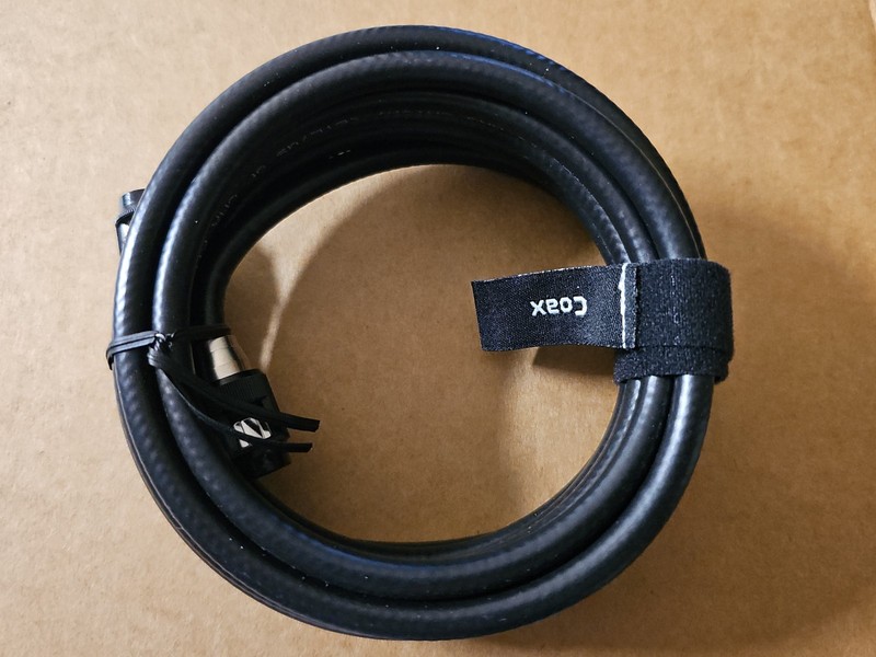 Brand new white cable coax cable 10 ft, hand tighten