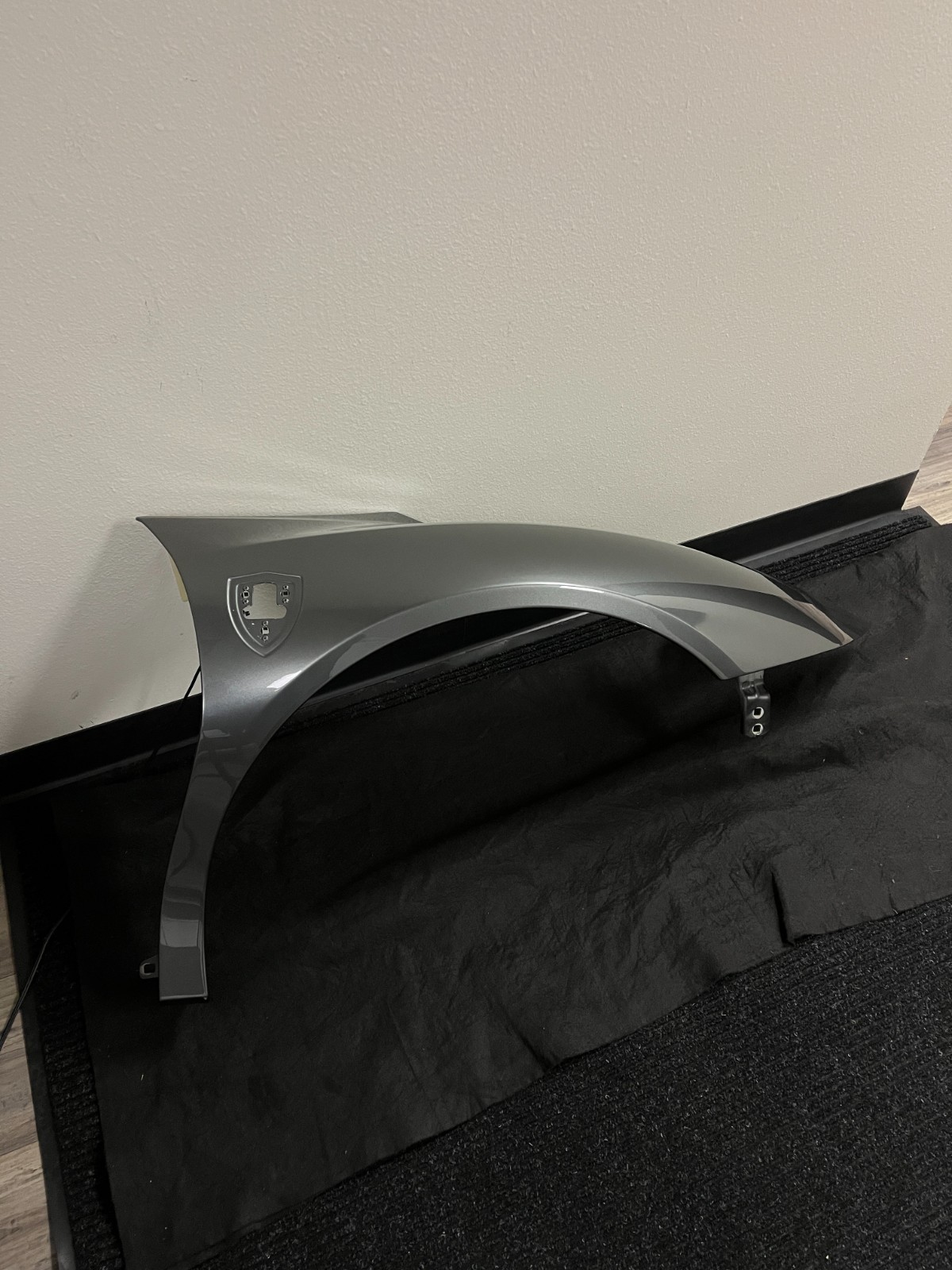 Ferrari SF90 OEM right Front Fender - P/N 985830940