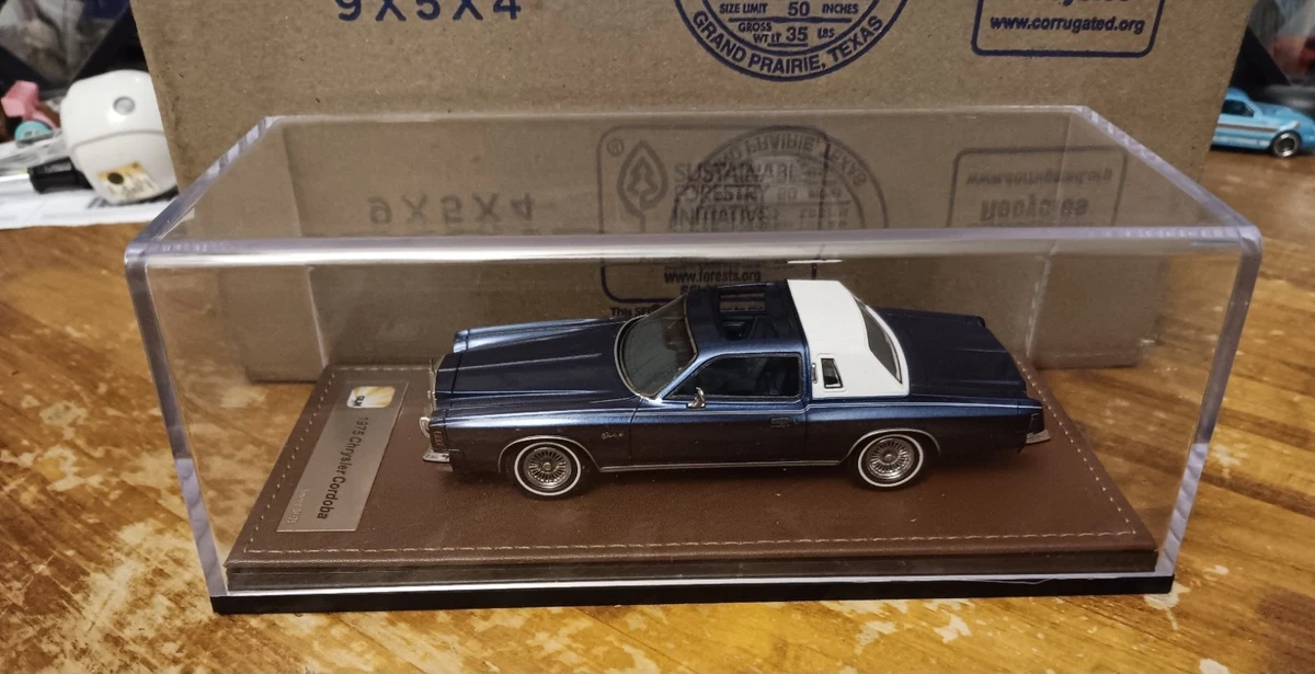 Miniature Alezan Résine - Chrysler Concept Car 300 - 1991 - Echelle 1/43 - (manque Un Retro)