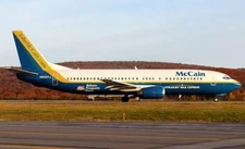 Boeing 737-400 B-737 John McCain USA Desk Wood Airplane New Model Small 1/100