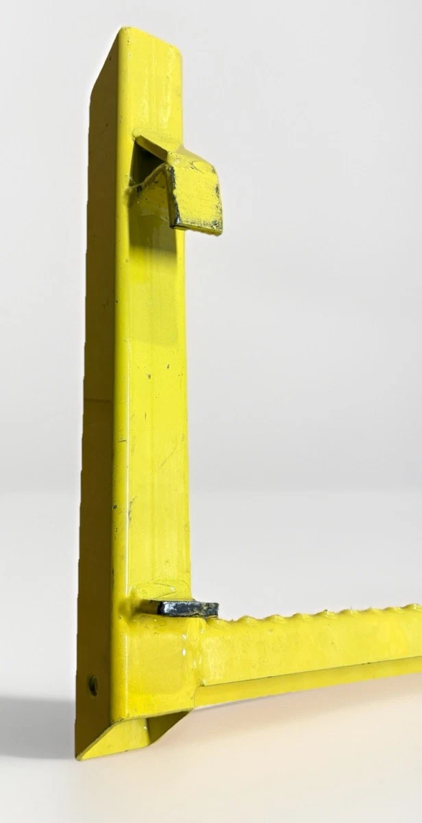 Truck Side Yellow Step photo 2