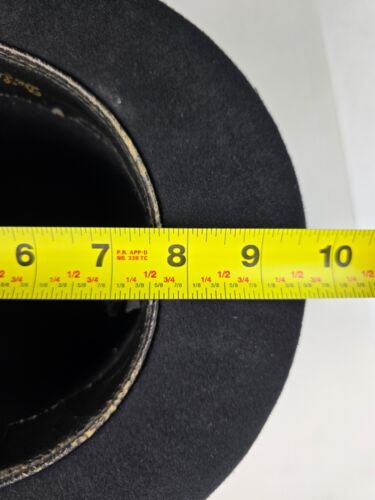 Vintage DeLuxe Quality Black Wool top hat 6.75" tall black bow "good" cond. - Picture 10 of 13
