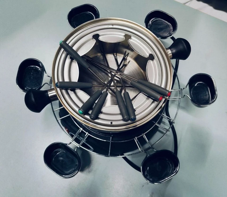 Set Fonduta Princess - Completo e Perfettamente Funzionante, Ottimo per Cene - Immagine 3 di 4