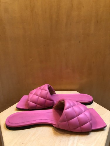 BOTTEGA VENETA Azalea Pink Pad Quilt Intrecciato Flat Leather Sandal Slide 37/7 - Picture 5 of 15