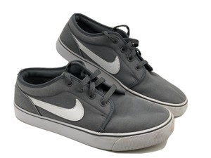 nike gray canvas shoes