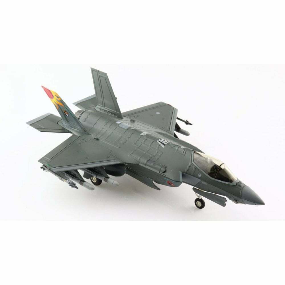 HA4424 1/72 Lockheed F-35A Lightning II 6677 ROCAF Republic of China Air Force