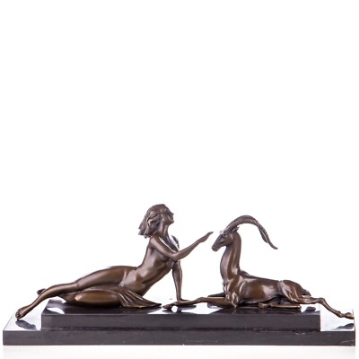 Bronze Skulptur Art Déco Frau mit Gazelle   Stempel   auf Marmorsockel   57 cm