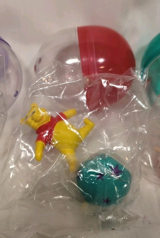 1 DISNEY TOMY WINNIE THE POOH PEEK-A-POOH SERIES And 4 Having A Ball Eeyore Roo - Image 3 of 4