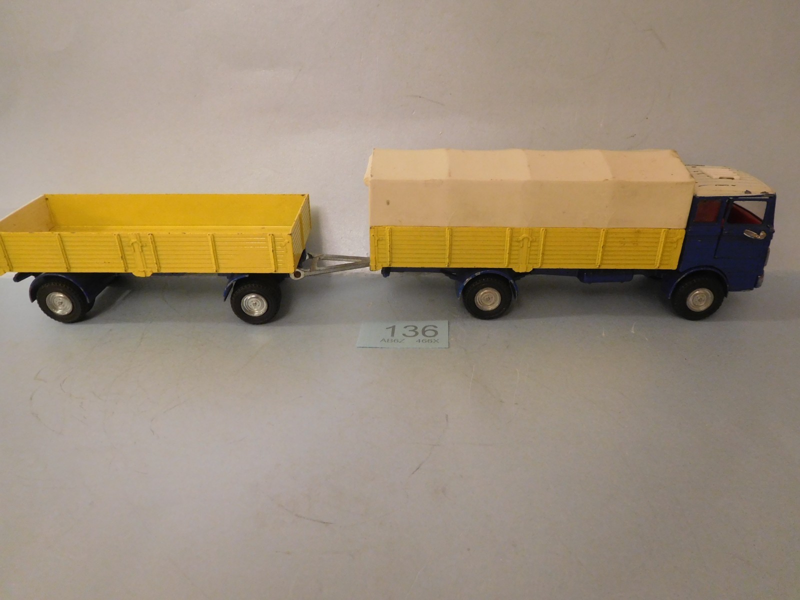 Dinky 917, Mercedes Benz Truck and Trailer - Free Price Guide & Review