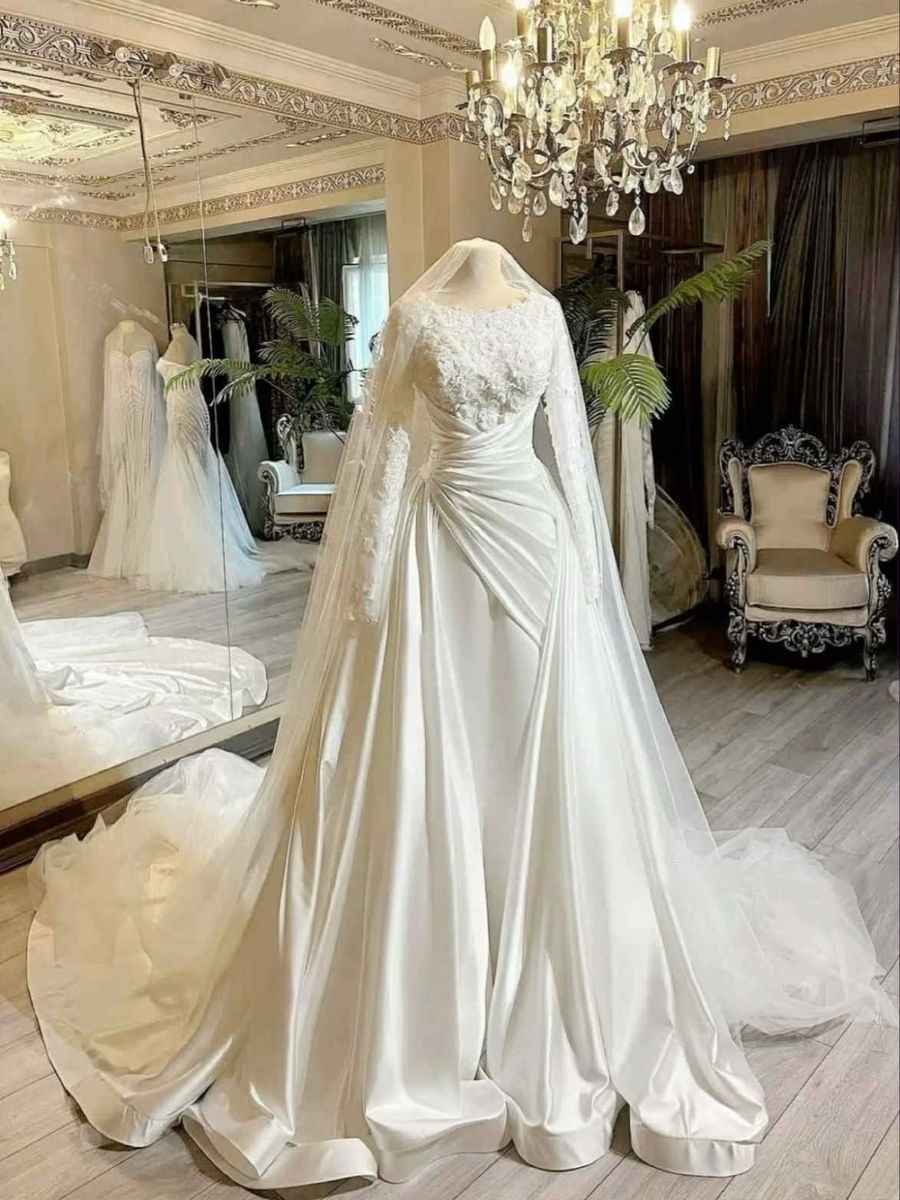 long sleeve silk wedding dresses Gown Long Sleeve High Neck Chiffon Wedding Dress Gabriella Piondress Elegant High Neck A-line Satin