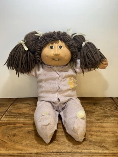 Vintage CABBAGE PATCH Doll With Braces & CP Clothes & Diaper Xavier Roberts