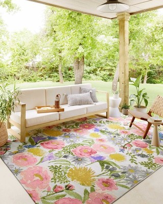 Add Botanical Beauty To Any Room - Loloi BOT-01 6 7 x 9 4 Rug