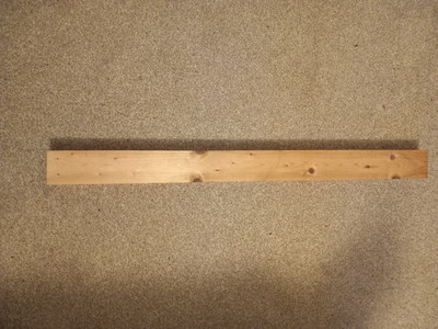 Stück Holz (unbekannte Holzart)
