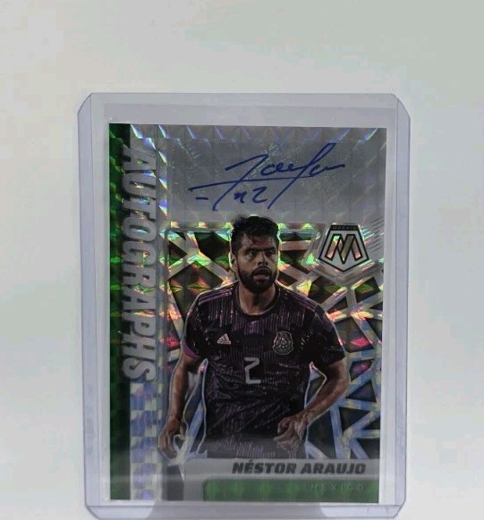 2021-22 Panini Mosaic Road to FIFA World Cup #A-NAR Nestor Araujo Auto Mexico