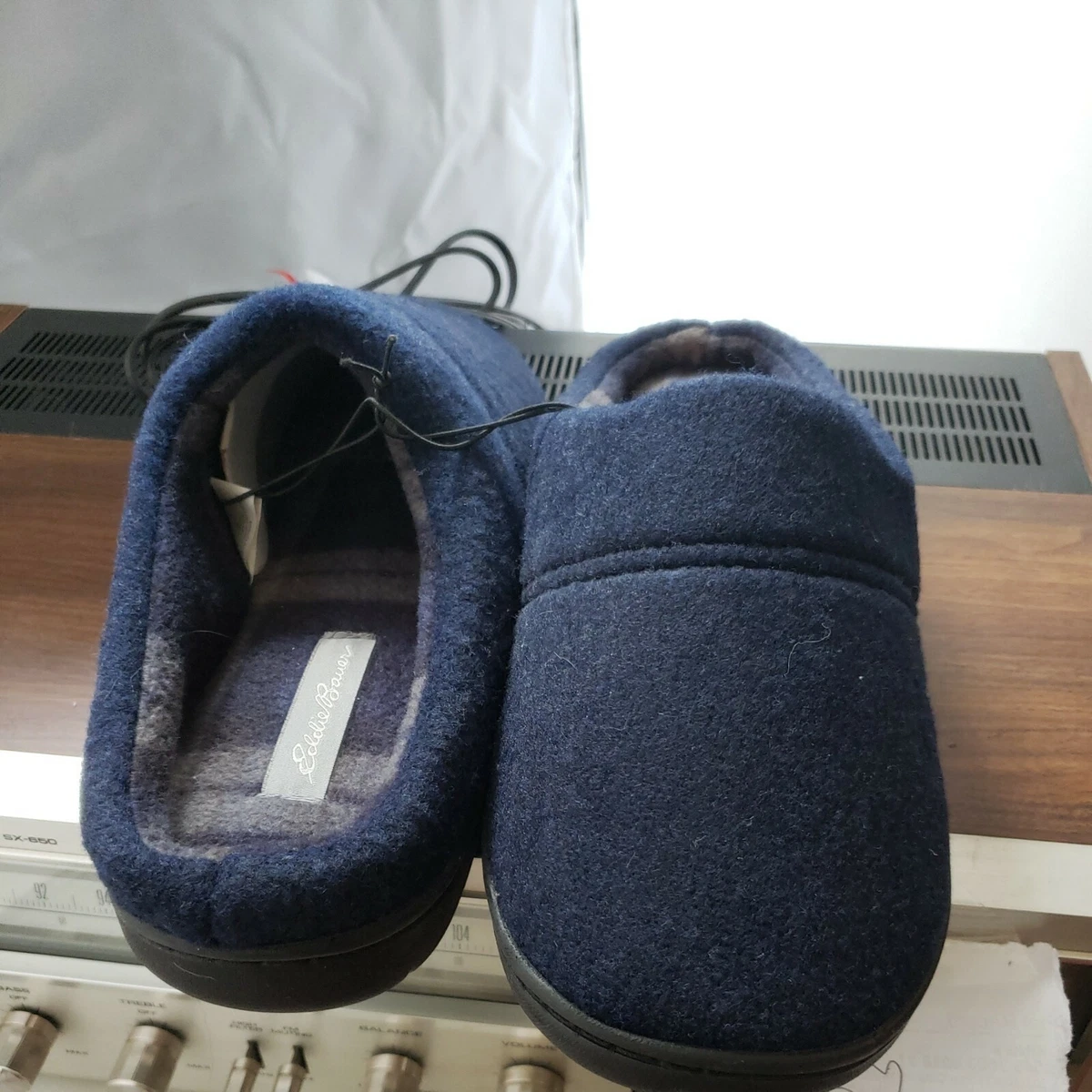 eddie bauer Slippers M8 9 Lined memory Foam