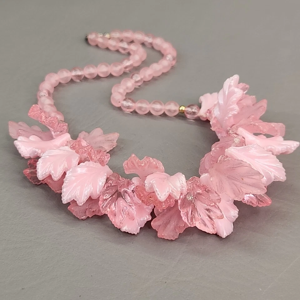 Collar Hoja Acrílico Babero Cuelga Rosa Esmerilado Transparente Perlado 19" Lucite Foto 4 de 4