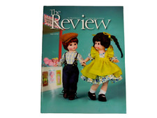 Official Madame Alexander Doll Club The Review Issue 1 of 2017 Soft Cover