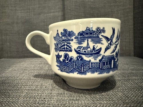 Antique Churchill Blue and White Tea Coffee Cups | Made in England | 5 available - Picture 3 of 22