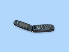 Vintage 2000's Samsung Flip Cellphone. Works.
