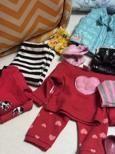 Lot Of 18” Doll Clothes Shoes Accessories With Carrier - Picture 3 of 8