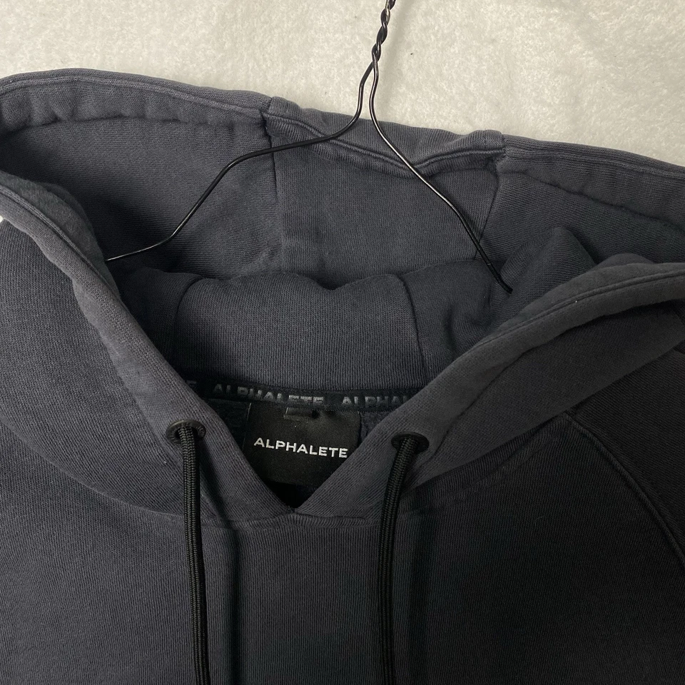 Мужской серый пуловер Alphalete спортивная толстовка с капюшоном размер средний - Изображение 4 из 4
