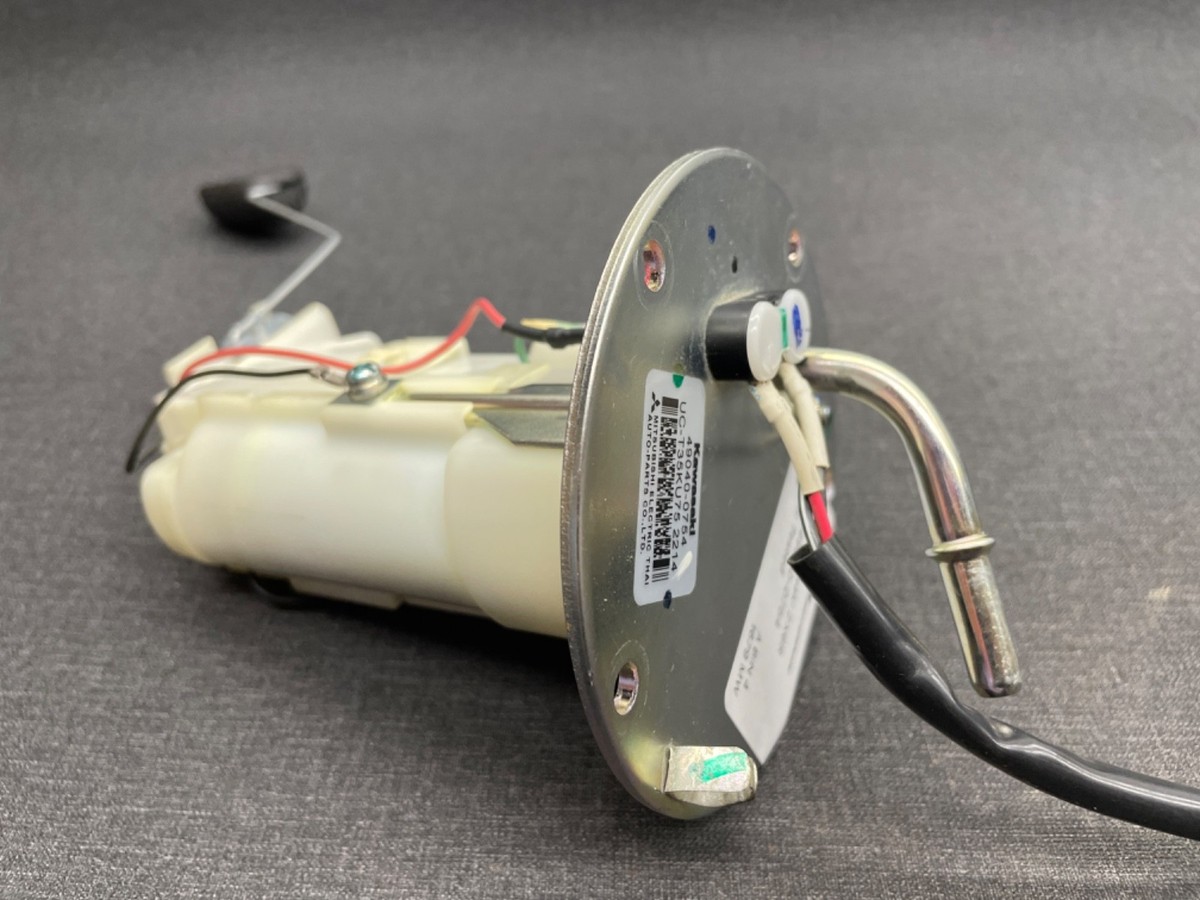 17-25 Kawasaki Ninja ZX6R EX650 Mitsubishi Fuel Pump Sender Unit