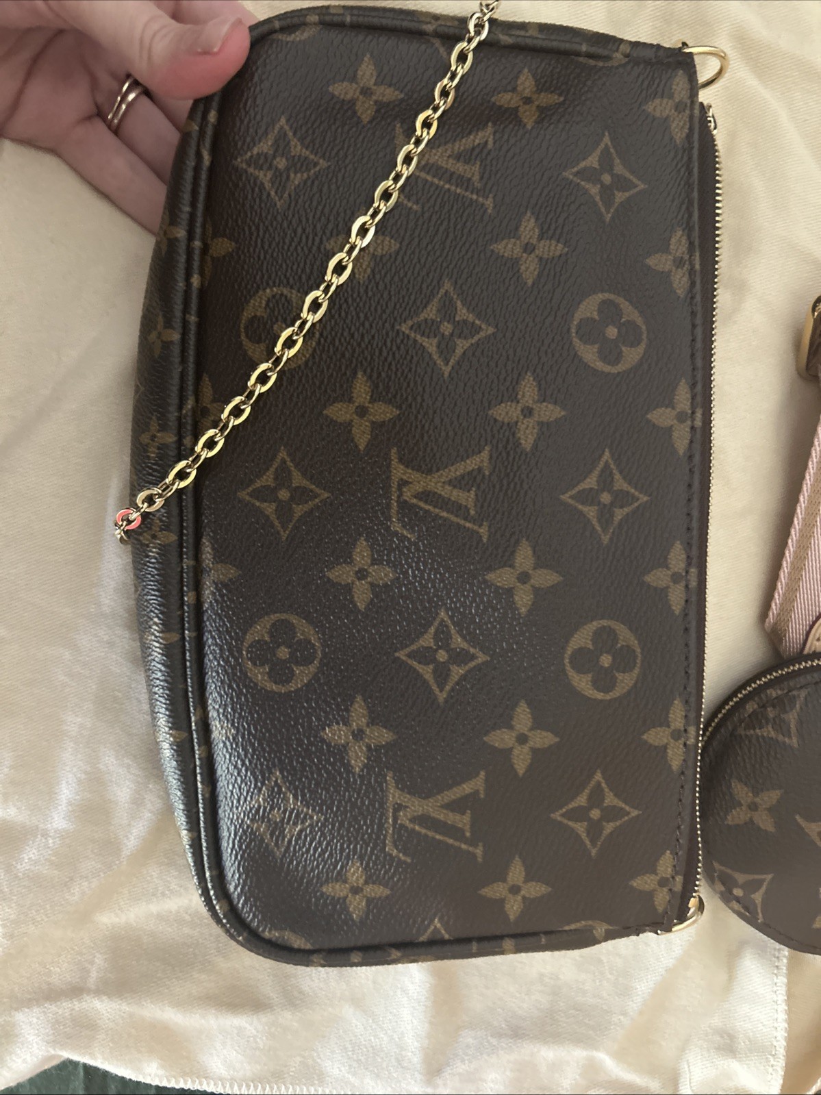 Brand New Louis Vuitton M44840 Multi Pochette Accessoires Monogram Rose Clair image 6