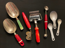 Lot of Vintage Red  Green Wooden Handled Rustic Farmhouse Kitchen Utensils