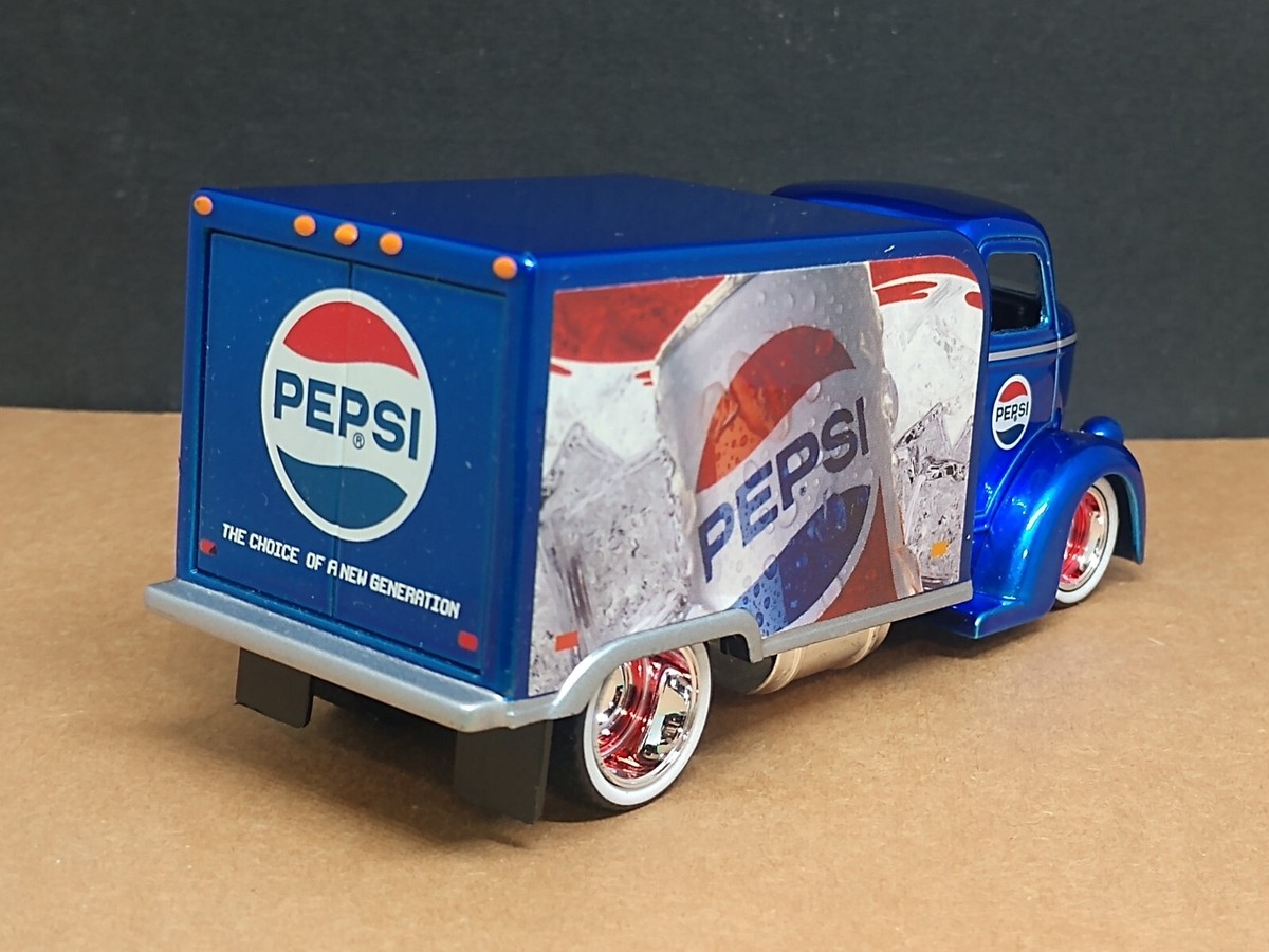 Jada Dub City 1947 '47 Pepsi Ford COE Delivery Bobtail Truck Blue