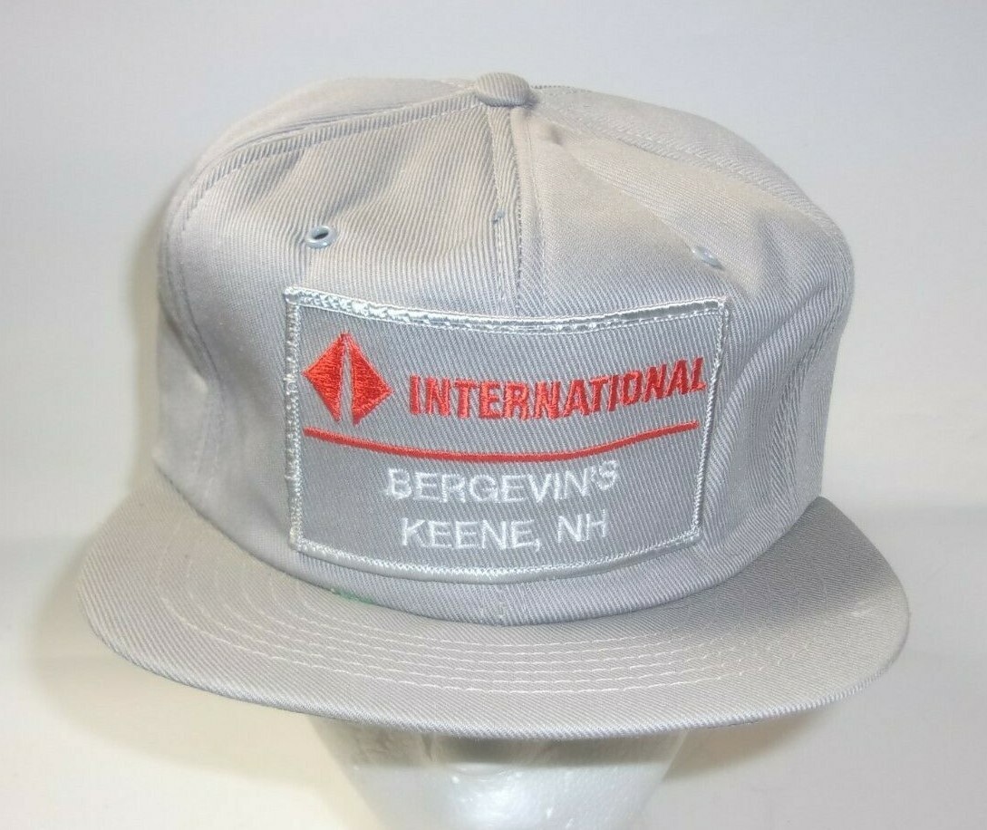 Cappello camionista vintage International Bergevin's Keene NH patch cap U.S.A.