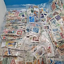 BAGS OF WORLDWIDE Stamps - Mixed Packed Lots  WW and USA
