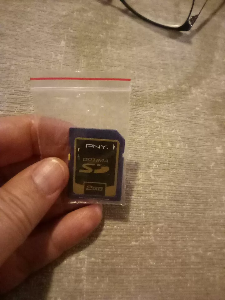 Used Tested and working PNY OPTIMA 2gb SD card Pre-owned Blue Standard Size Lock - Image 2 of 3