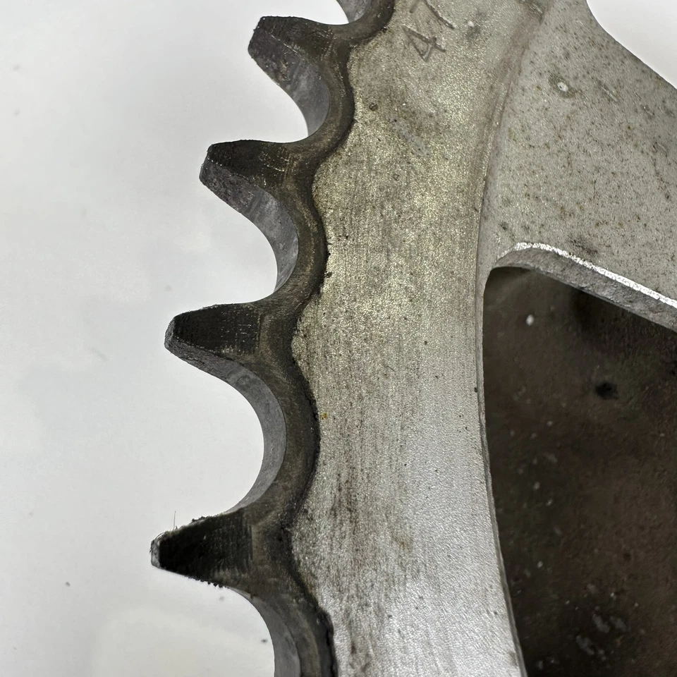 Suzuki DL250 Vstrom 2019 Rear chain sprocket carrier (47T-520) 64511-21K00 - image 3 of 4