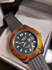 ORIENT MAKO XL ORANGE BEZEL AUTOMATIC DIVE WATCH.  